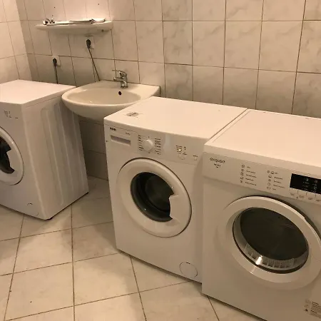 Monteurunterkunft Wolkersdorf Nocleg ze śniadaniem