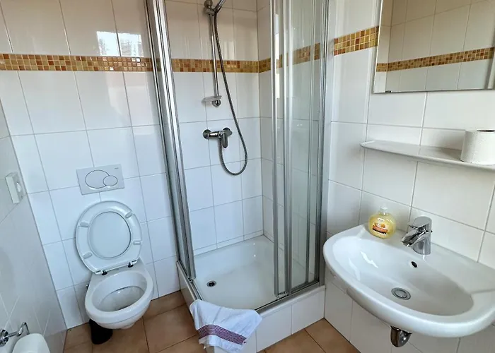 Monteurunterkunft Wolkersdorf Nocleg ze śniadaniem 3*
